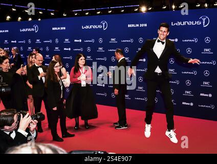 Novak Djokovic serbischer Tennisspieler Ankunft der Gäste auf dem roten Teppich bei den Laureus World Sports Awards 2016 in Berlin Stockfoto