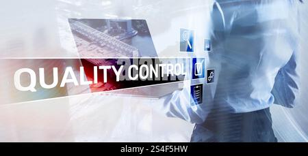 Qualitätskontrolle von Geschäfts- und Technologieprozessen. Neue Qualitätskontrolle 2025. Stockfoto