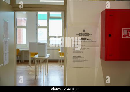 Kroatien: Stichwahl / zweite Runde Präsidentschaftswahl, 2024/2025 - Zagreb, Kroatien *** Kroatien Stichwahl zweite Runde Präsidentschaftswahl, 2024 2025 Zagreb, Kroatien Copyright: XLukaxKolanovicx Stockfoto