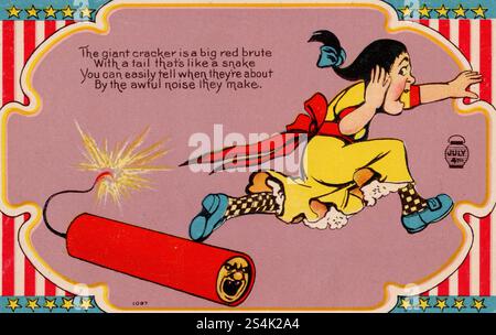 Frau oder Mädchen, die vor einem Feuerwerk rennen, 4. Juli, USA-Patriotische Postkarte, ca. Anfang 1900er-Jahre-Postkarte. Nicht identifizierter Künstler Stockfoto