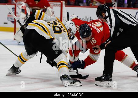 SUNRISE, FL - Florida Panthers Aleksander Barkov #16 in Aktion (Foto: Chris Arjoon) Stockfoto
