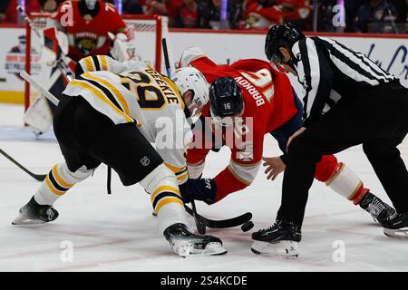 SUNRISE, FL - Florida Panthers Aleksander Barkov #16 in Aktion (Foto: Chris Arjoon) Stockfoto