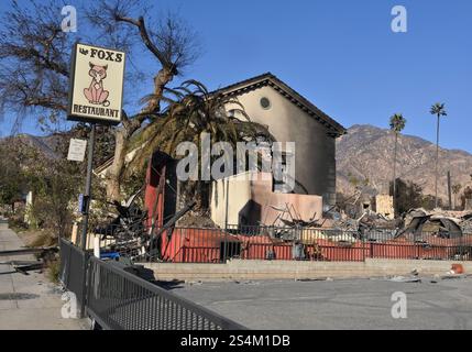 Los Angeles, Usa. Januar 2025. Fox's Restaurant, das im Eaton-Waldbrand beschädigt wurde, wird am Sonntag, den 12. Januar 2025 in Altadena, Kalifornien, gesehen. Foto: Jim Ruymen/UPI Credit: UPI/Alamy Live News Stockfoto