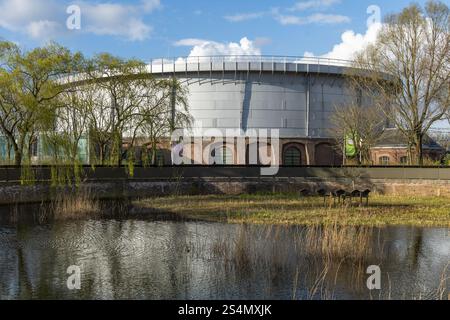 Amsterdam, Niederlande. 23. März 2024. De Gashouder ist der ideale Ort für besondere Messen, große Präsentationen, Partys und Live-Shows. Westerga Stockfoto