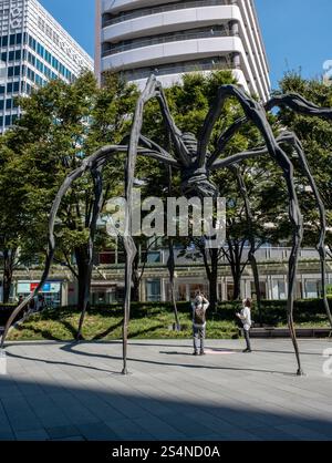 Louise Bourgeois Maman Spider Sculpture in Tokyo Midtown Garden Terrace Roppongi in Tokio Japan Stockfoto