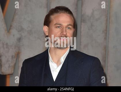 Charlie Hunnam nimmt an der Londoner Premiere von Rebel Moon: Part One - A Child of Fire im BFI IMAX in London Teil. UK. Donnerstag, 7. Dezember 2023 Stockfoto