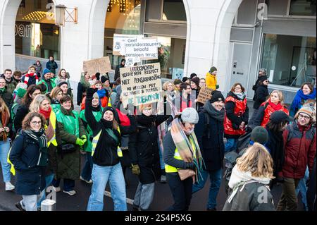 Nationaler Streik- und protestmarsch gegen Pensionspläne, organisiert vom öffentlichen Sektor in der Region Brüssel-Hauptstadt, Belgien, 13. Januar 2025 Stockfoto