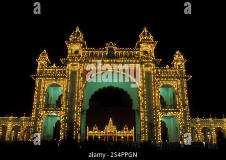 Der Palast in der Stadt Mysore in der Provinz Karnataka in Indien. ASIEN INDIEN KARNAKA Stockfoto