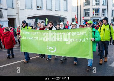 Nationaler Streik- und protestmarsch gegen Pensionspläne, organisiert vom öffentlichen Sektor in der Region Brüssel-Hauptstadt, Belgien, 13. Januar 2025 Stockfoto