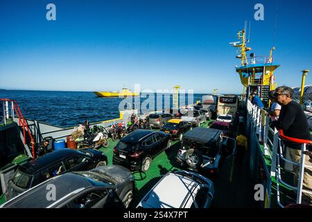 Fähre Pargua-Chacao, Chacao-Kanal, Chiloé-Archipel, Provinz Chiloé, Region Los Lagos, Patagonien, Republik Chile, Südamerika Stockfoto
