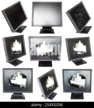 Satz von alten schwarzen LCD-Monitore mit beschädigten Bildschirme isoliert auf weißem Hintergrund Stockfoto