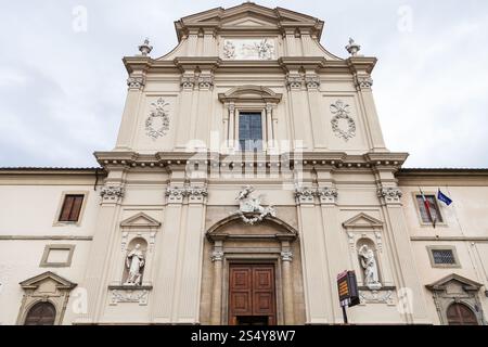 Reisen Sie nach Italien - Fassade von San Marco Church (Basilica di San Marco) des Klosters in Florenz Zentrum Stockfoto