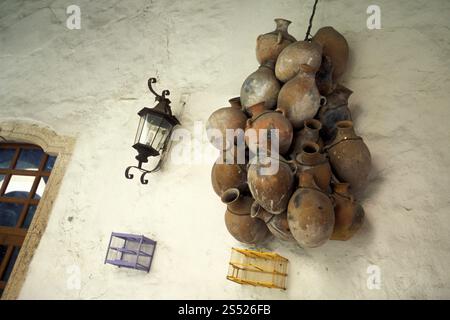 deko in einem Restaurant in der Kolonial- und Altstadt von Valladolid auf Yucatan in der Provinz Quintana Roo in Mexiko in Mittelamerika. Mexiko, Stockfoto