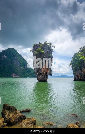 Ko Tapu Rock auf James Bond Island, Phang Nga Bay, Thailand. Ko Tapu Insel in Phang Nga Bay, Thailand Stockfoto