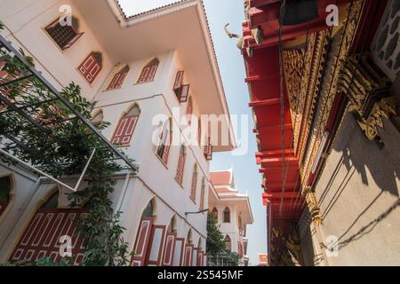 Der Wat Pak Nam Tempel in Thonburi in der Nähe der Stadt Bangkok in Thailand in Südostasien. Thailand, Bangkok, November 2019. THAILAND BANGKOK Stockfoto