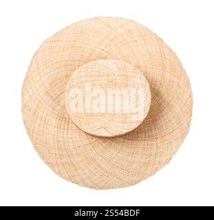 Draufsicht auf einen Strohhut mit breiter Krempe isoliert auf weißem Hintergrund. Draufsicht auf einen Strohhut mit breiter Krempe isoliert Stockfoto
