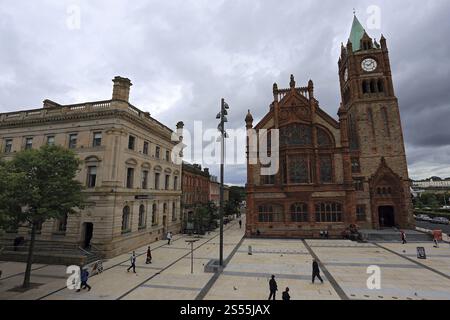 Guildhall von der Stadtmauer von Londonderry, Nordirland Stockfoto