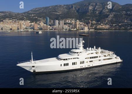 Luftaufnahme 85, 95 Meter lang und 35 Knoten schnelle Motoryacht ECSTASEA, geliefert 2004 von der niederländischen Werft Feadship, Design Terence Disdale Design Stockfoto