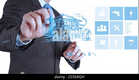 Geschäftsmann Hand Zeichnung Haus mit modernen Computer-Interface als Konzept Stockfoto