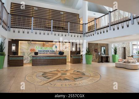 St. Thomas, USVI USA - 17. März 2018: Innenlobby des Margaritaville Vacation Club Stockfoto