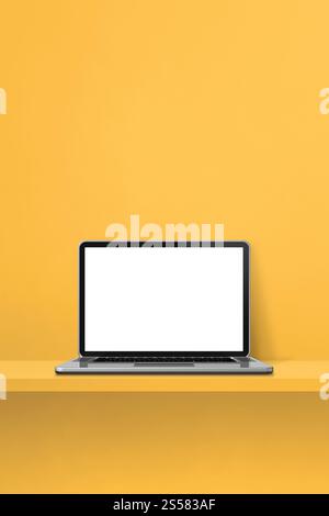 Laptop auf gelbem Regal. Vertikaler Hintergrund. 3D-Abbildung. Laptop auf gelbem Regal. Vertikaler Hintergrund Stockfoto
