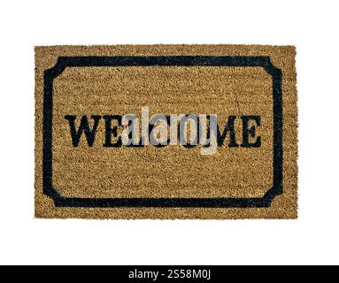 Eine neue willkommene Türmatte isoliert auf weißem Hintergrund. Neue Willkommens-Türmatte isoliert Stockfoto