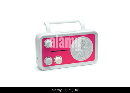 Rosafarbenes altmodisches Radio auf weißem Hintergrund. Rosafarbenes altmodisches Radio Stockfoto