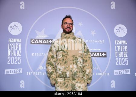 Alpe Huez, Frankreich. Januar 2025. Schauspieler Jarry nimmt am 13. Januar 2025 an der Eröffnungszeremonie des Comedy-Filmfestivals Alpe d’Huez Teil. (Foto: Romain Doucelin/NurPhoto) Credit: NurPhoto SRL/Alamy Live News Stockfoto