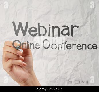 Handschrift-Webinar mit zerknittertes Papierhintergrund als Konzept Stockfoto