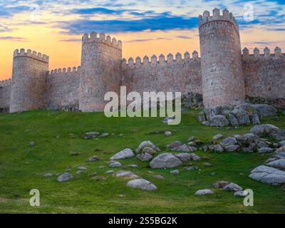 Stadtmauer in avila, spanien Stockfoto