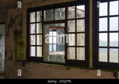 Verlassene Ruine in Zentral-Portugal. Stockfoto