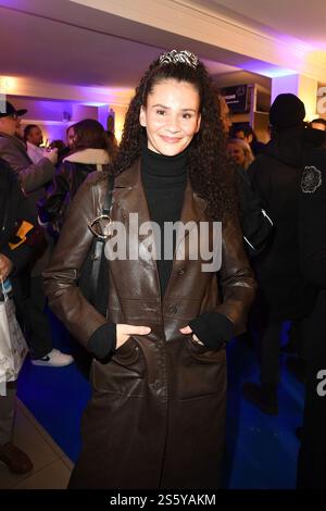 Betty Taube bei „der Heimweg“ Filmpremiere am 14.01.2025 in Berlin Stockfoto