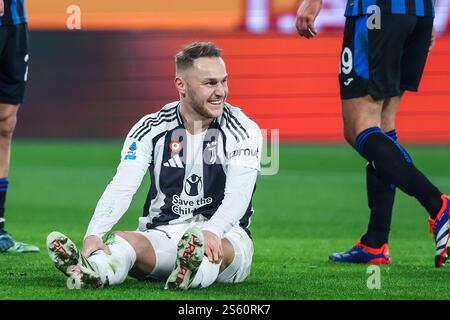 Bergamo, Italien. Januar 2025. Teun Koopmeiners von Juventus FC reagiert 2024/25 beim Fußballspiel der Serie A zwischen Atalanta BC und Juventus FC im Gewiss Stadium Credit: dpa/Alamy Live News Stockfoto