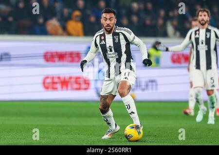 Bergamo, Italien. Januar 2025. Nico Gonzalez vom Juventus FC wurde 2024/25 während des Fußballspiels der Serie A zwischen Atalanta BC und Juventus FC im Gewiss Stadium gesehen Stockfoto