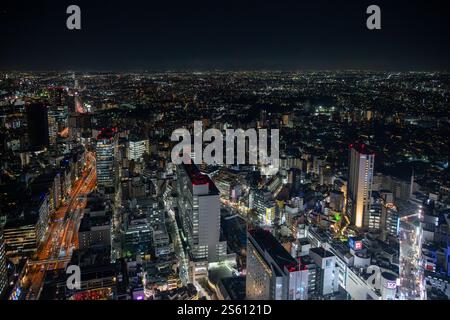 Nachtansicht auf Tokio City vom Scramble Square Tower, Tokio, Japan Stockfoto
