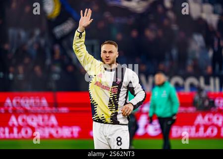 Bergamo, Italie. Januar 2025. Teun Koopmeiners (Juventus FC) während des italienischen Meisterschaftsspiels Serie A zwischen Atalanta BC und Juventus FC am 14. Januar 2025 im Gewiss-Stadion in Bergamo, Italien - Foto Morgese-Rossini/DPPI Credit: DPPI Media/Alamy Live News Stockfoto