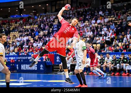 Herning, Dänemark. Januar 2025. Kamil Syprzak von der polnischen Nationalmannschaft während der IHF Männer - Handball-Weltmeisterschaft - Deutschland gegen Polen, Handballspiel in Herning, Dänemark, 15. Januar 2025 Credit: Independent Photo Agency/Alamy Live News Stockfoto