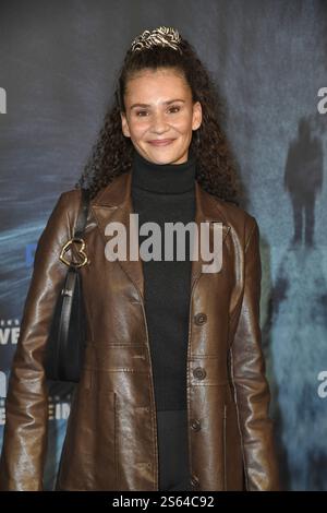 Betty Taube bei der Premiere FITZEKS DER HEIMWEG im Delphie Filmpalast in Berlin am 14.01.2025 *** Betty Taube bei der Premiere von FITZEKS DER HEIMWEG beim Delphie Filmpalast in Berlin am 14 01 2025 Stockfoto