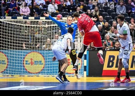 Herning, Dänemark. Januar 2025. Kamil Syprzak von der polnischen Nationalmannschaft während der IHF Männer - Handball-Weltmeisterschaft - Deutschland gegen Polen, Handballspiel in Herning, Dänemark, 15. Januar 2025 Credit: Independent Photo Agency/Alamy Live News Stockfoto
