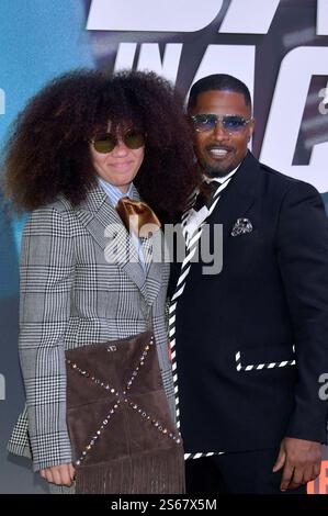 Jamie Foxx mit Tochter Annalise Bishop beim Screening des Netflix Films Back in Action im Zoo Palast. Berlin, 15.01.2025 *** Jamie Foxx mit Tochter Annalise Bishop bei der Vorführung des Netflix-Films Back in Action im Zoo Palast Berlin, 15 01 2025 Foto:XM.xBehrensx/xFuturexImagex Back 5308 Stockfoto