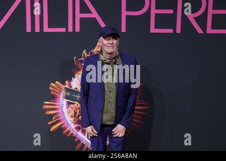 Mexiko-Stadt, Mexiko. Januar 2025. Regisseur Jacques Audiard besucht den roten Teppich für die Filmpremiere von Emilia Perez am 15. Januar 2025 im Cinepolis Plaza Carso in Mexiko-Stadt. (Foto: Ismael Rosas/Eyepix Group/NurPhoto) Credit: NurPhoto SRL/Alamy Live News Stockfoto