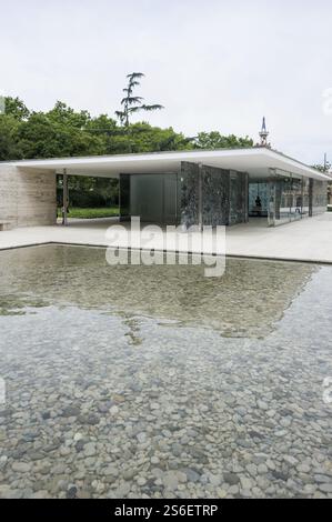 Barcelona Pavillon, rekonstruierter deutscher Pavillon für die Weltausstellung 1929, Architekt Ludwig Mies van der Rohe, Barcelona, Katalonien, Spanien, Euro Stockfoto