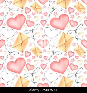 Nahtloses Aquarellmuster mit Kuverts, Herzen, Sternen und Bögen in Pastellfarben auf weißem Hintergrund. Handgezeichnete Illustration zum Valentinstag Stockfoto