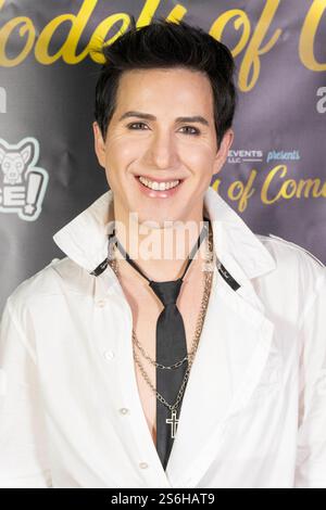 Los Angeles, Usa. Januar 2025. Schauspieler Ricky Rebel nimmt 2025 an den Modellen von Comedy Raise Funds for Fire Relief in Los Angeles Teil. (Foto: Eugene Powers/SOPA Images/SIPA USA) Credit: SIPA USA/Alamy Live News Stockfoto