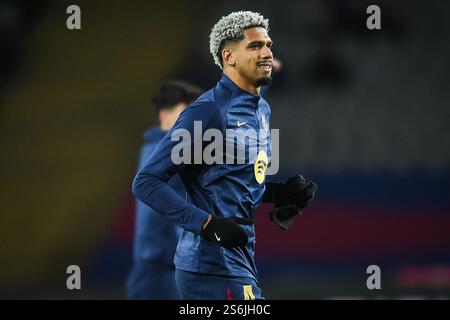 Barcelona, Spanien, Spanien. Januar 2025. Ronald ARAUJO aus Barcelona während des Copa del Rey-Spiels zwischen dem FC Barcelona und Real Betis Balompie bei Estadi Olimpic Lluis Companys am 15. Januar 2025 in Barcelona. (Kreditbild: © Matthieu Mirville/ZUMA Press Wire) NUR REDAKTIONELLE VERWENDUNG! Nicht für kommerzielle ZWECKE! Stockfoto
