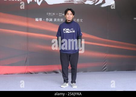 Taipeh. Januar 2025. Der Schauspieler Sam Ta-cheng Yang nimmt am 17. Januar 2025 an der Pressekonferenz in Taipeh Teil. (Foto: Costfoto/NurPhoto) Credit: NurPhoto SRL/Alamy Live News Stockfoto