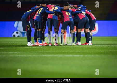 Barcelona, Espagne. Januar 2025. Team von Barcelona während des spanischen Pokals, Copa del Rey, Achtelfinale des FC Barcelona gegen Real Betis am 15. Januar 2025 bei Estadi Olimpic Lluis Companys in Barcelona, Spanien - Foto Matthieu Mirville (Sergio Ros)/DPPI Credit: DPPI Media/Alamy Live News Stockfoto