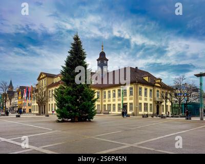 Weihnachtsbaum auf dem Rathausplatz in Göppingen, Baden-Württemberg, Deutschland, Europa Stockfoto