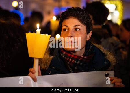 17. Januar 2025. Rom, Italien. Demonstration gegen das Gesetz von 1660, in der Nähe des italienischen Senats. © Giacomo Manfredi Bonifati Stockfoto