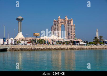 Vereinigte Arabische Emirate, Abu Dhabi. Marina Mall. Rixos Marina Abu Dhabi. Stockfoto